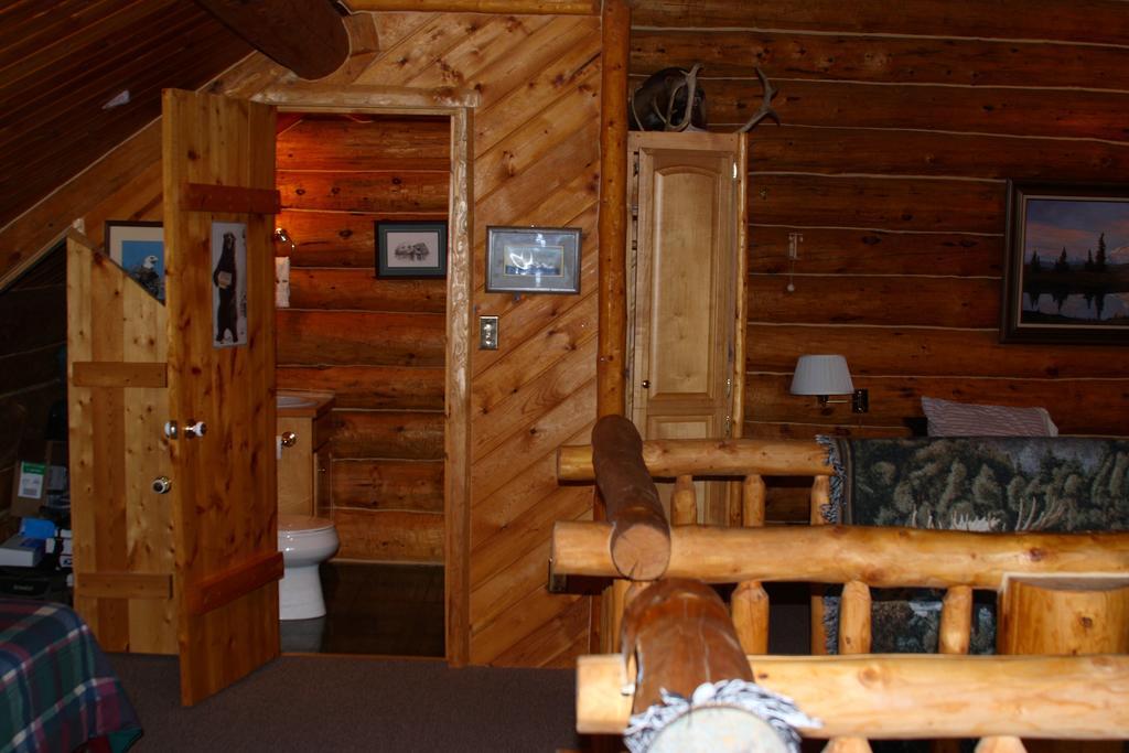 Wise Old Hunter Lodge Anchor Point Стая снимка